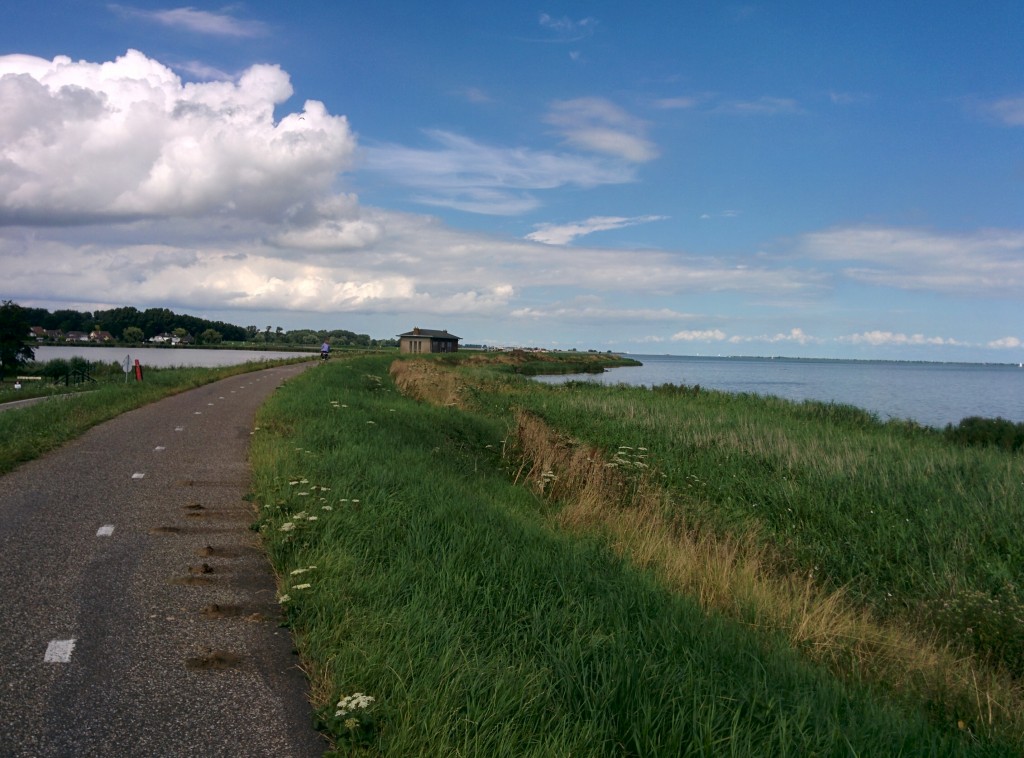 Wandeling Marken-monnickendam-paard van marken-vuurtoren-strand-dijk