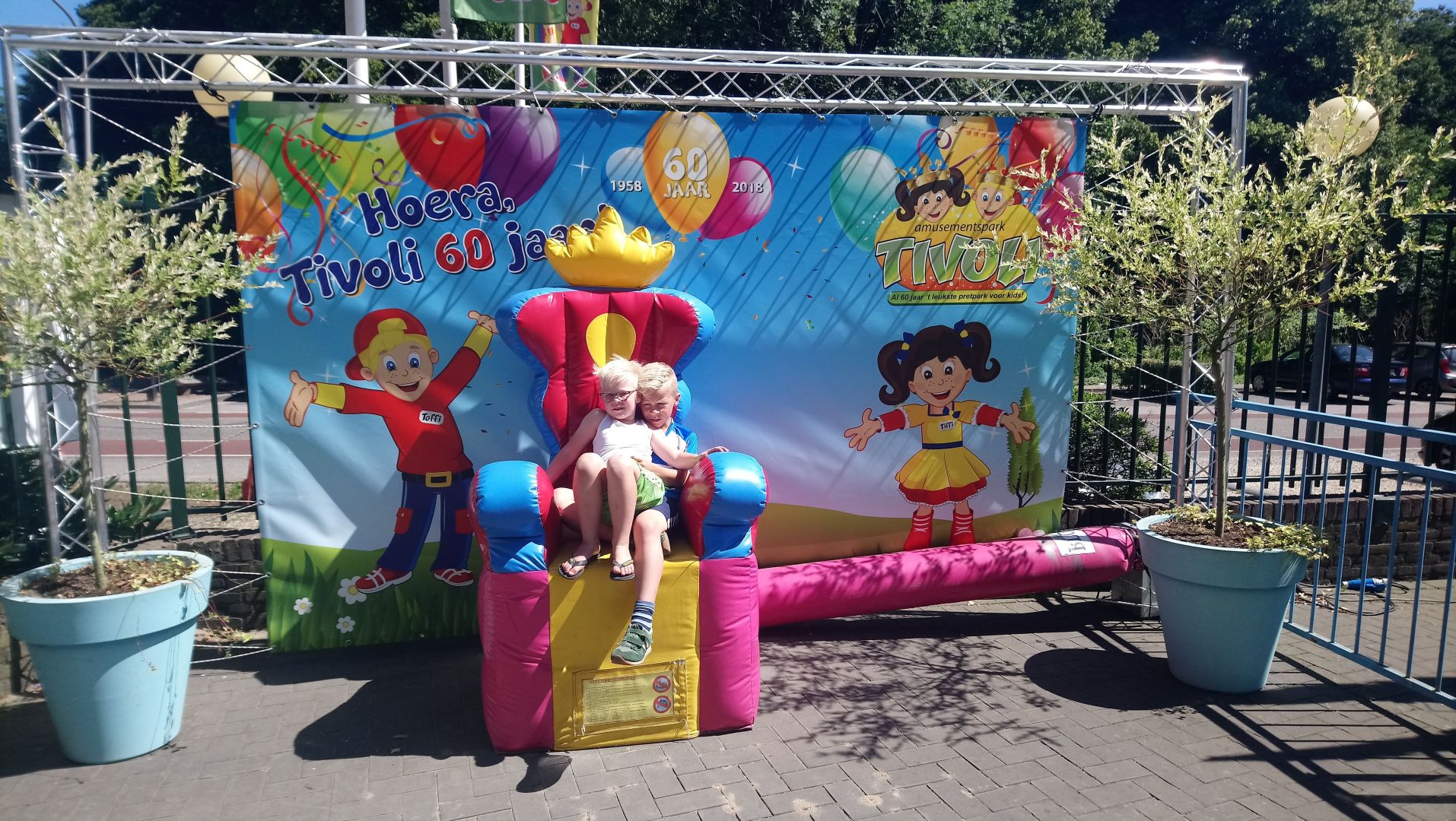 amusementspark Tivoli met kind