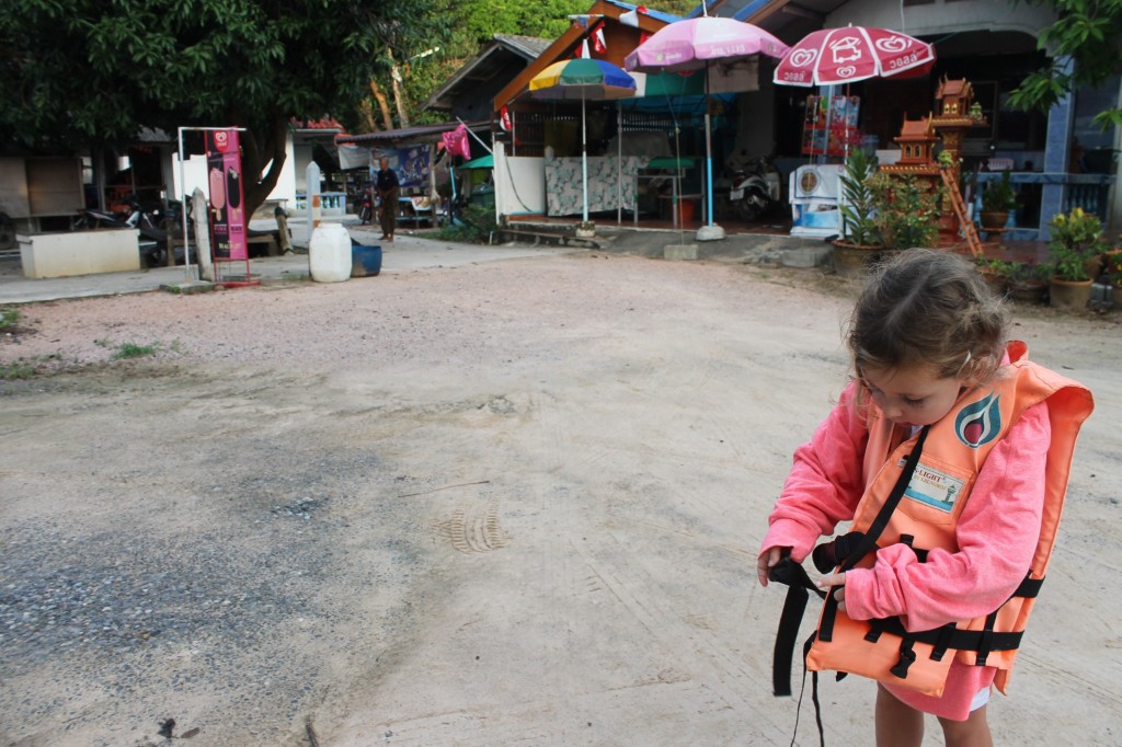 Khanom Thailand met kinderen