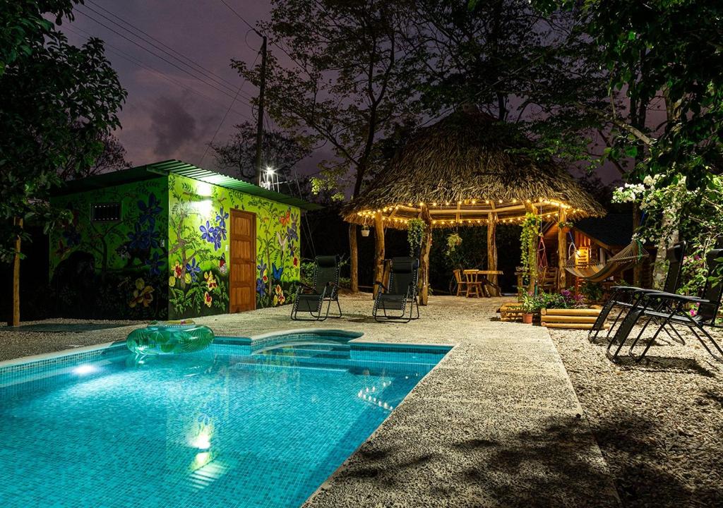 Eco-Turismo Guayacanes